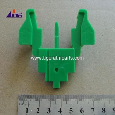 Geldautomaat Spare parts NCR Cash Cassette Parts Groene Pawl Pusher 445-0590338