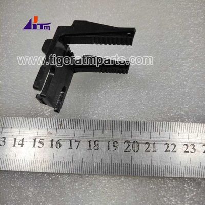 7010000709-09 Hyosung CDU10 Wagenondersteuningsgeleider Assy ATM Reserveonderdelen